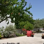 Appartamento In Tribunj With Terrace, Air Conditioning, W-lan 5034-1 Tribalj