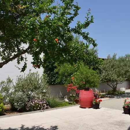 شقة In Tribunj With Terrace, Air Conditioning, W-lan 5034-1 Tribalj