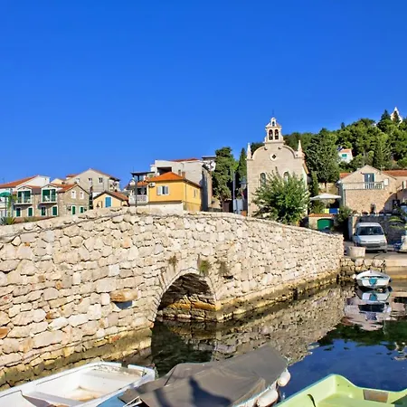 شقة In Tribunj With Terrace, Air Conditioning, W-lan 5034-1 *