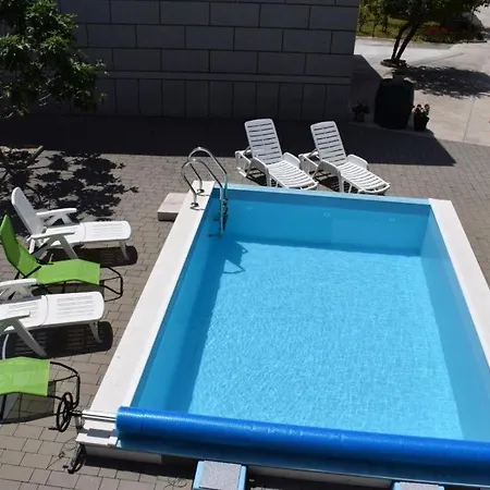 Apartment In Tribunj With Terrace, Air Conditioning, W-lan 5034-1 *