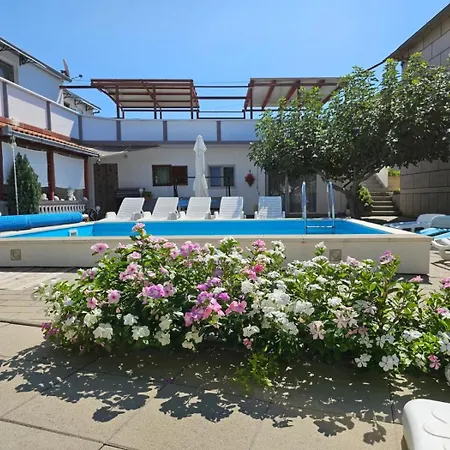 In Tribunj With Terrace, Air Conditioning, W-lan 5034-1 * Tribalj