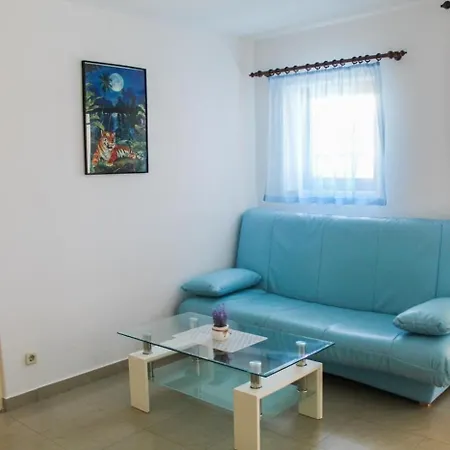 In Tribunj With Terrace, Air Conditioning, W-lan 5034-1 Apartmán