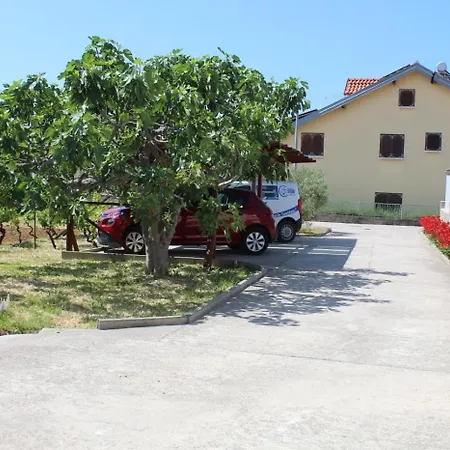 In Tribunj With Terrace, Air Conditioning, W-lan 5034-1 Apartmán Tribalj