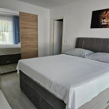 In Tribunj With Terrace, Air Conditioning, W-lan 5034-1 Lejlighed Tribalj