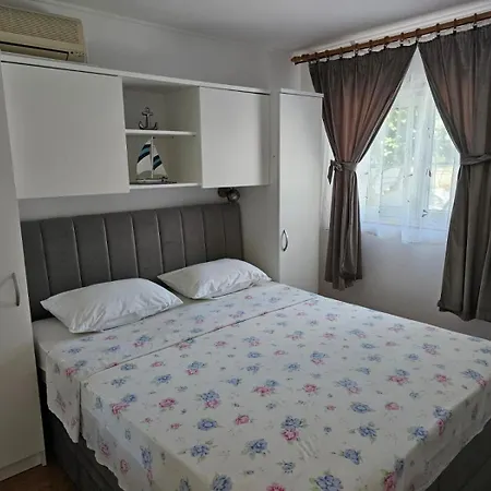 In Tribunj With Terrace, Air Conditioning, W-lan 5034-1 *