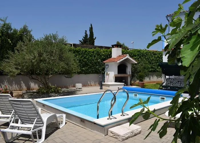 Apartamento In Tribunj With Terrace, Air Conditioning, W-lan 5034-1 Tribalj