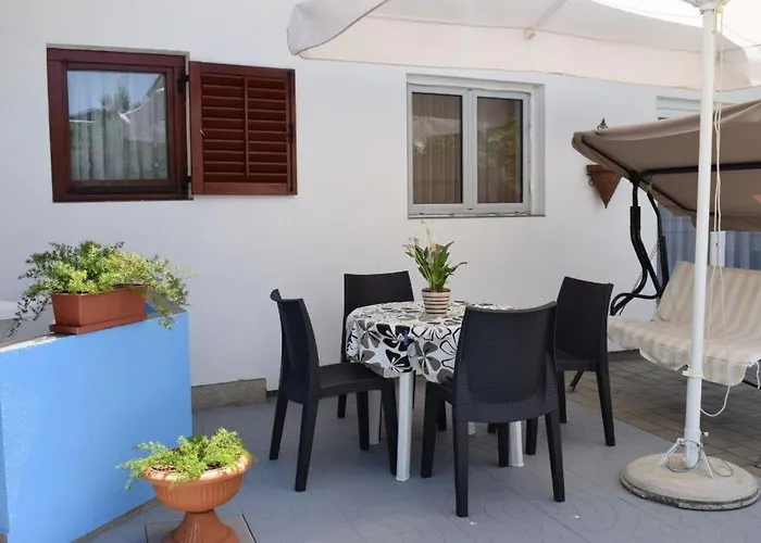 In Tribunj With Terrace, Air Conditioning, W-lan 5034-1 Tribalj