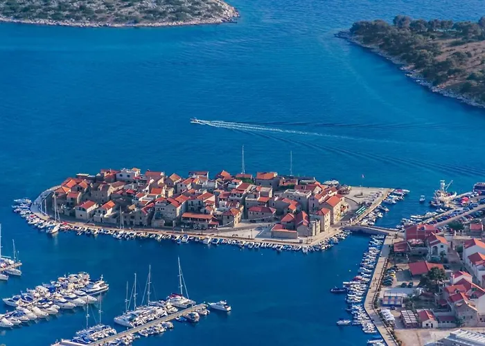 Apartamento In Tribunj With Terrace, Air Conditioning, W-lan 5034-1 Tribalj