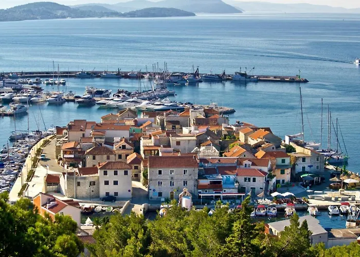 Apartamento In Tribunj With Terrace, Air Conditioning, W-lan 5034-1