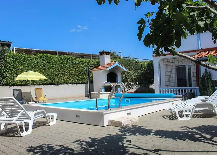 Apartamento In Tribunj With Terrace, Air Conditioning, W-lan 5034-1 *